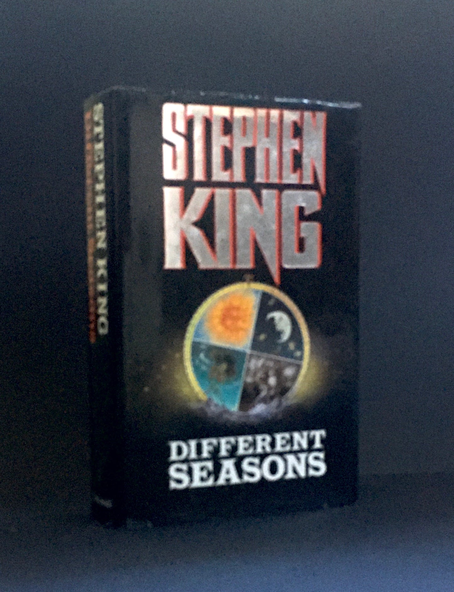 Stephen King - DIFFERENT SEASONS (Including Rita Hayworth and the Shawshank Redemption)