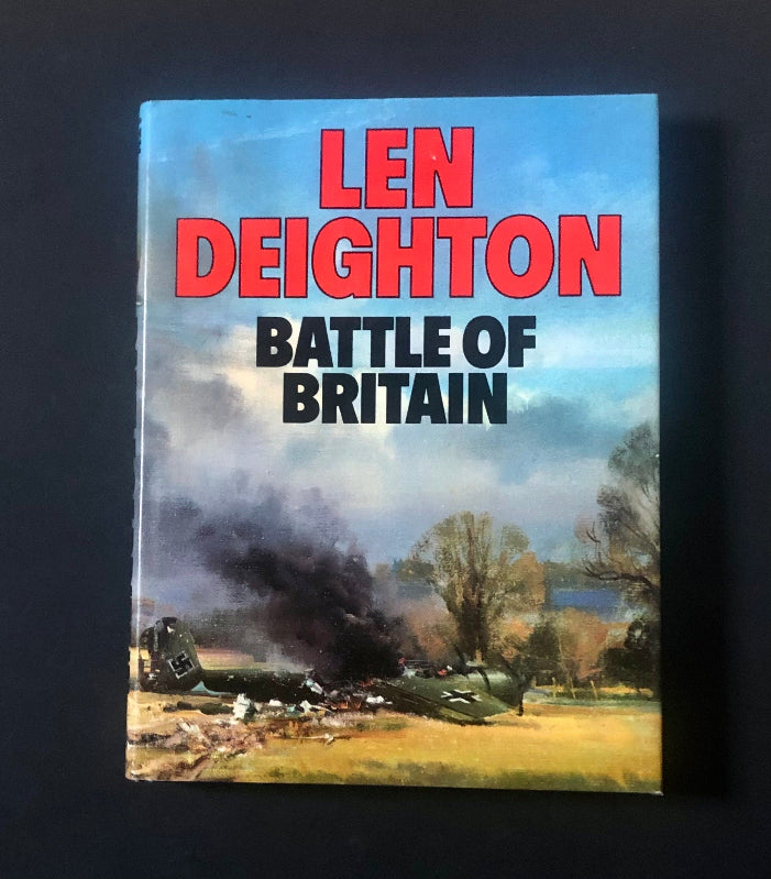 Book cover of 'Battle of Britain' by Len Deighton with a plane crash scene on a blue sky background.