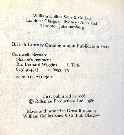 Bernard Cornwell, SHARPE'S REGIMENT, First UK Printing Signed
