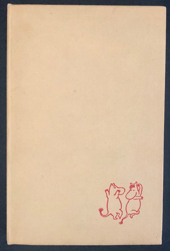 Front cover of Comet in Moominland First UK edition with dustwrapper removed