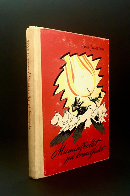 Tove Jansson - MUMINTROLLET PÅ KOMETJAKT, (Comet in Moominland) - A Signed Presentation Copy